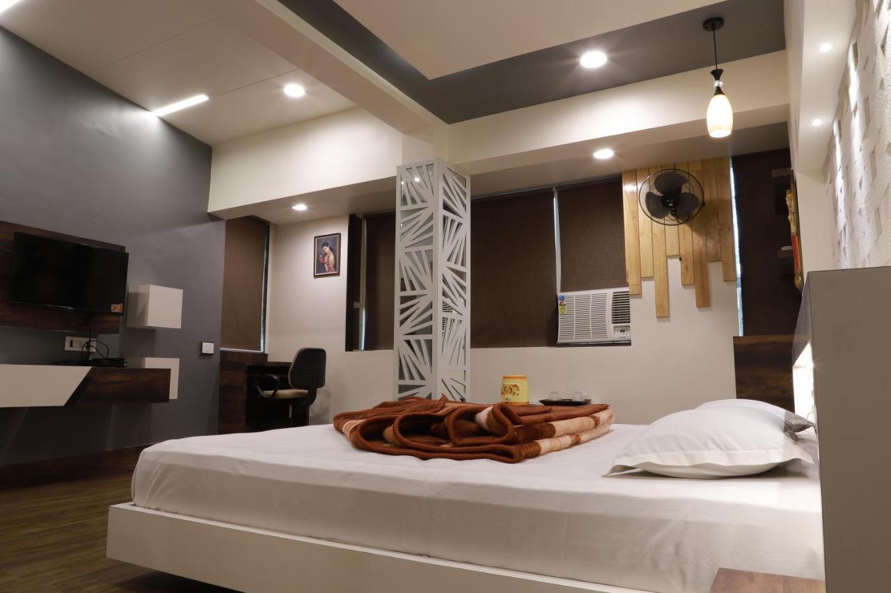 Hotel Darshan Amreli Zewnętrze zdjęcie