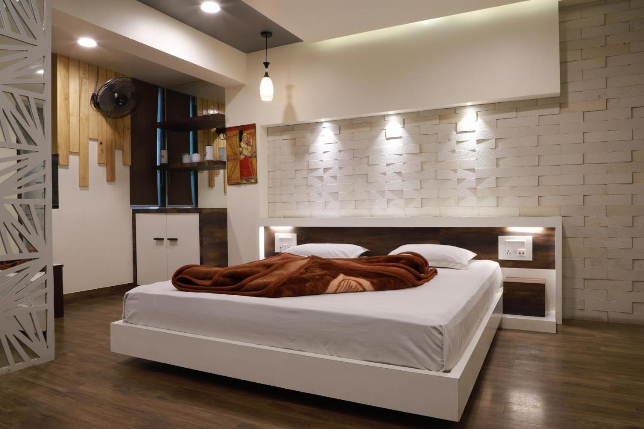 Hotel Darshan Amreli Zewnętrze zdjęcie