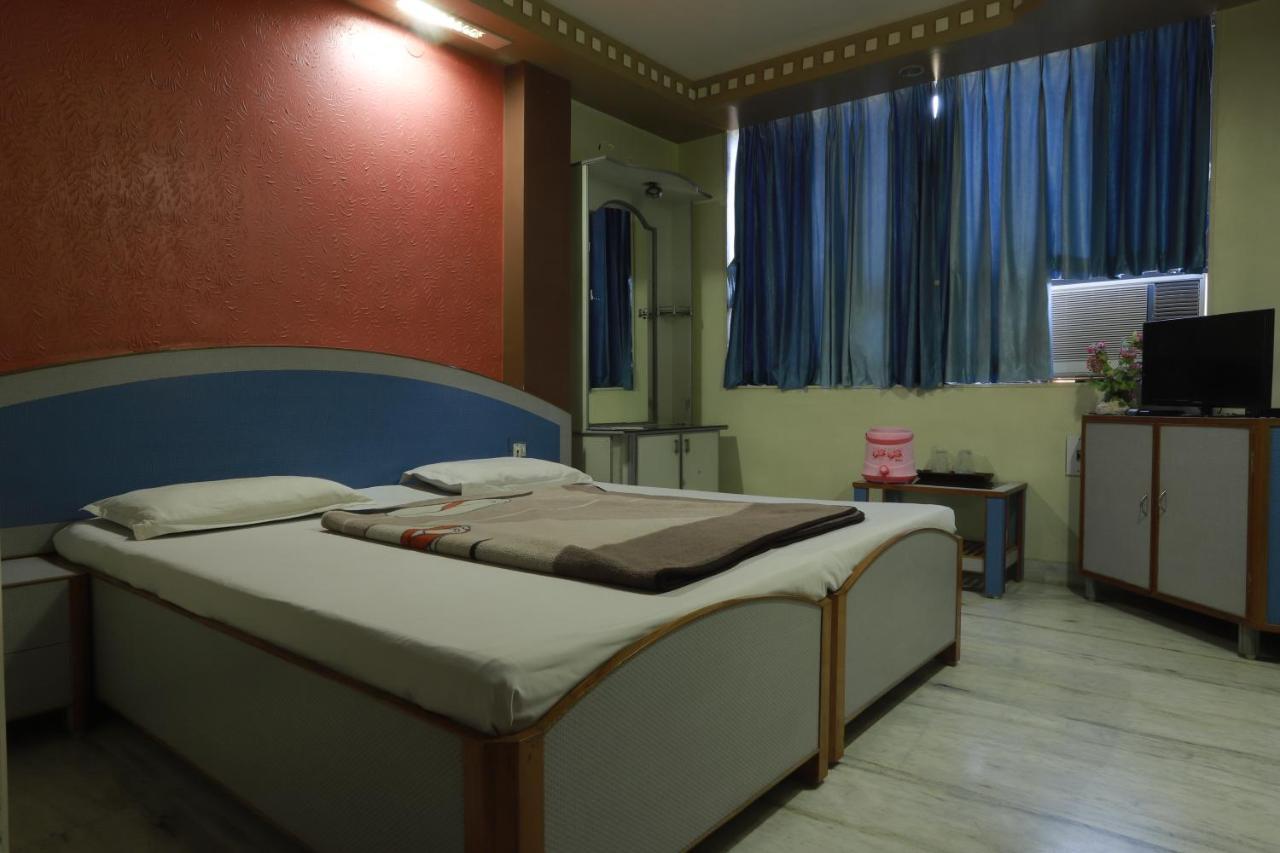 Hotel Darshan Amreli Zewnętrze zdjęcie