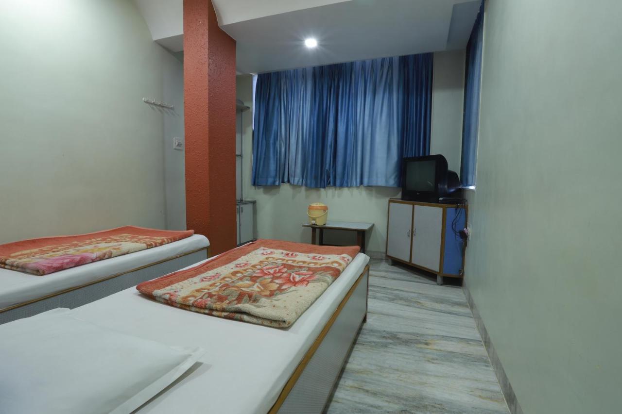 Hotel Darshan Amreli Zewnętrze zdjęcie